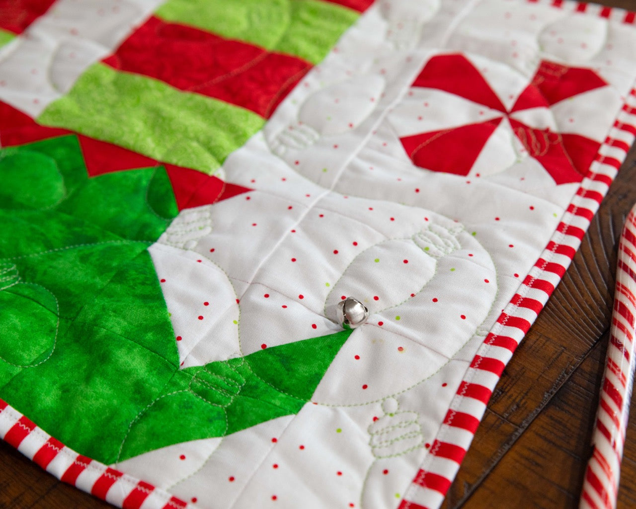 Elf Feet Christmas Table Runner Precut Quilt Kit