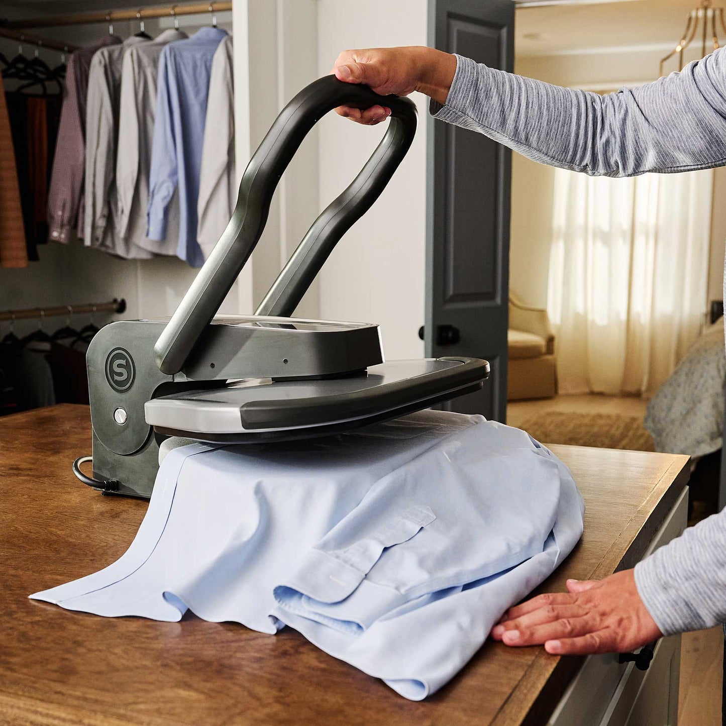 SINGER PROFESSIONAL™ Steam Press 20 inch