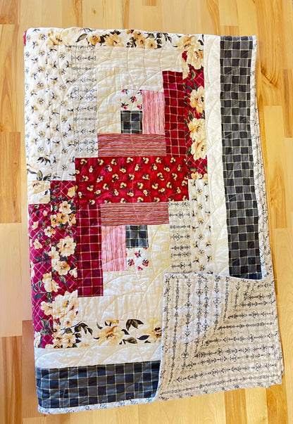 Bri's Log Cabin - Quilt Kit