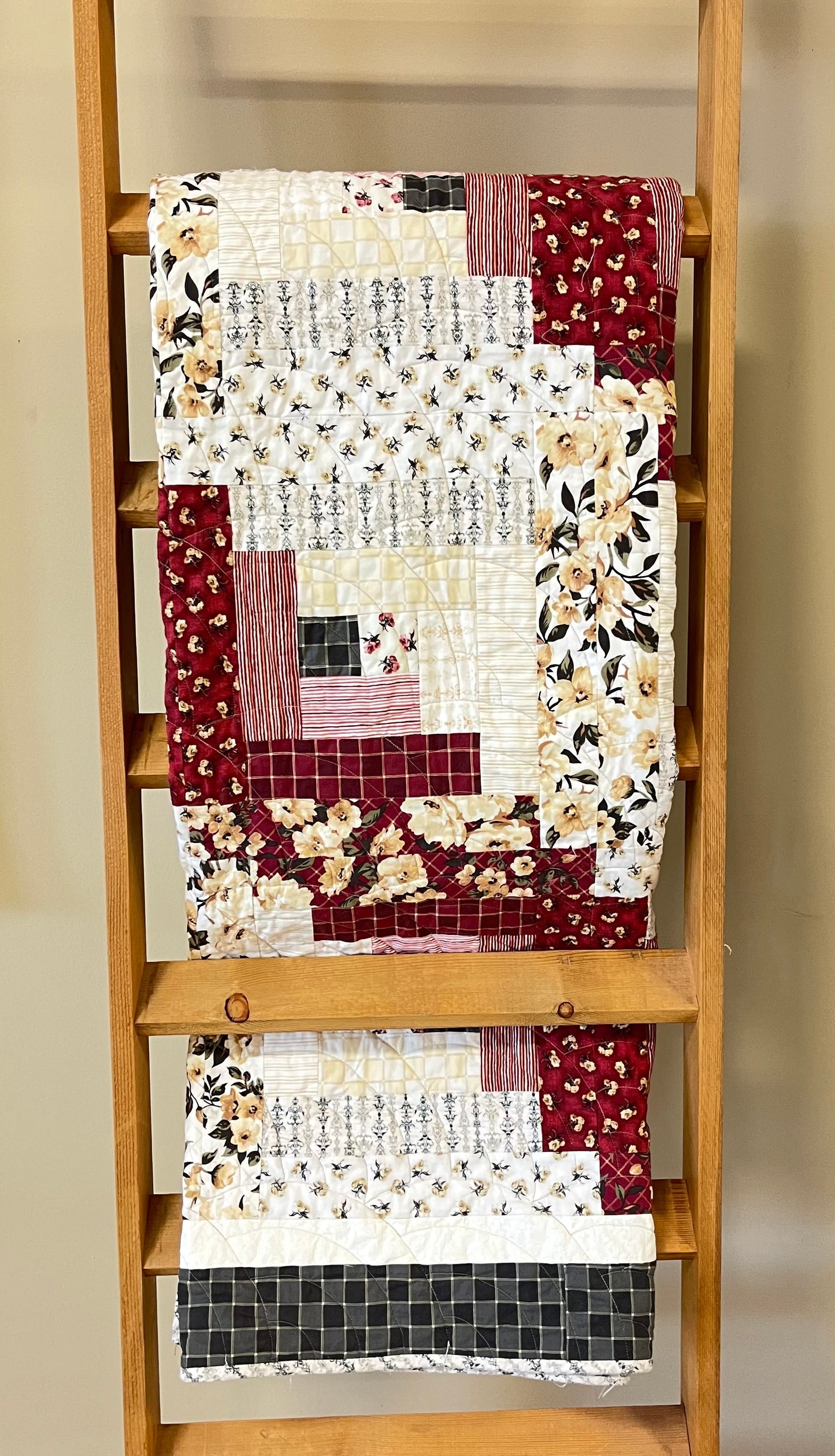 Bri's Log Cabin - Quilt Kit