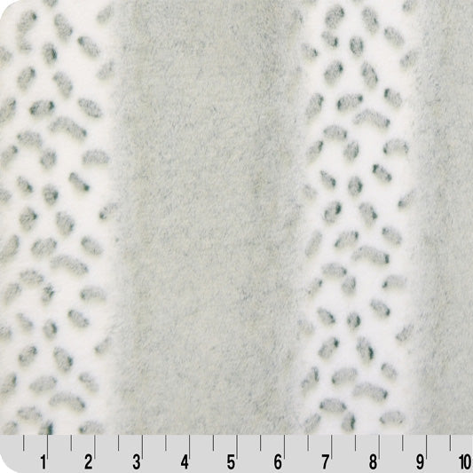 Ivy Luxe Cuddle Alaskan Bunny 58"/60" Fabric per yard