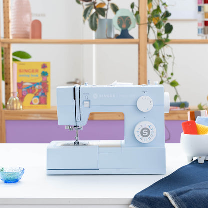 SINGER® Heavy Duty 4423 Meltwater Blue Sewing Machine