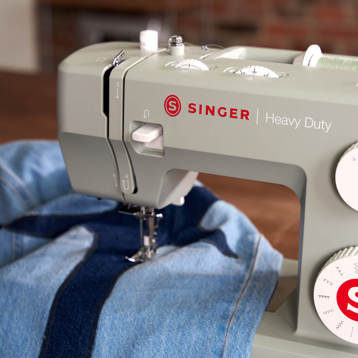 SINGER® Heavy Duty 4511™ Sage Sewing Machine