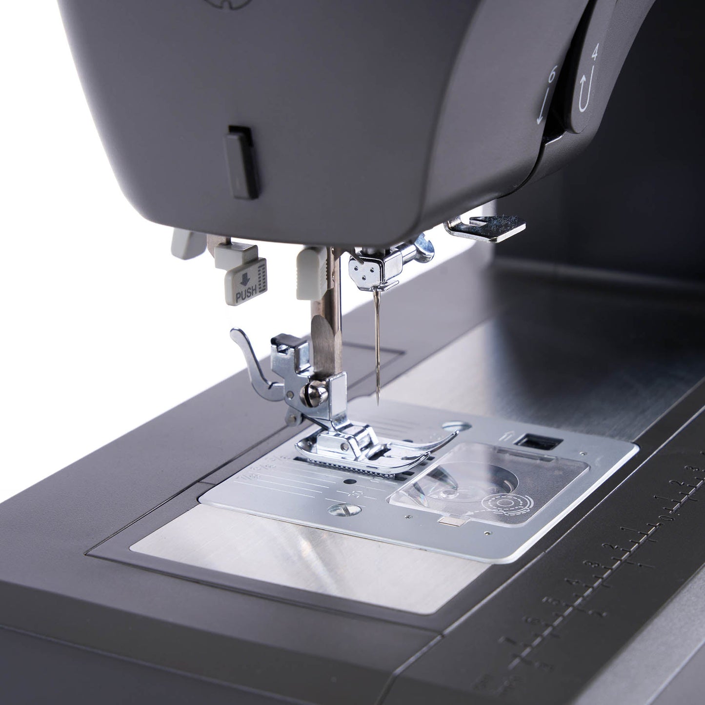 SINGER® Heavy Duty 4552™ Charcoal Sewing Machine