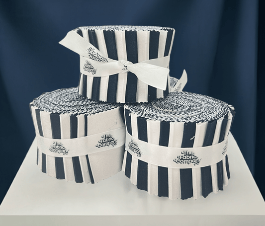 Supreme Solids - 2.5" Roll - Navy & White (20 cuts)