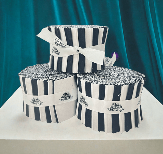 Supreme Solids - 2.5" Roll - Teal & White (20 cuts)