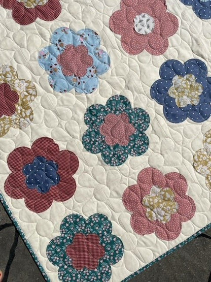 Pocket Full of Posies Quilt - Paper Print Version Mailed